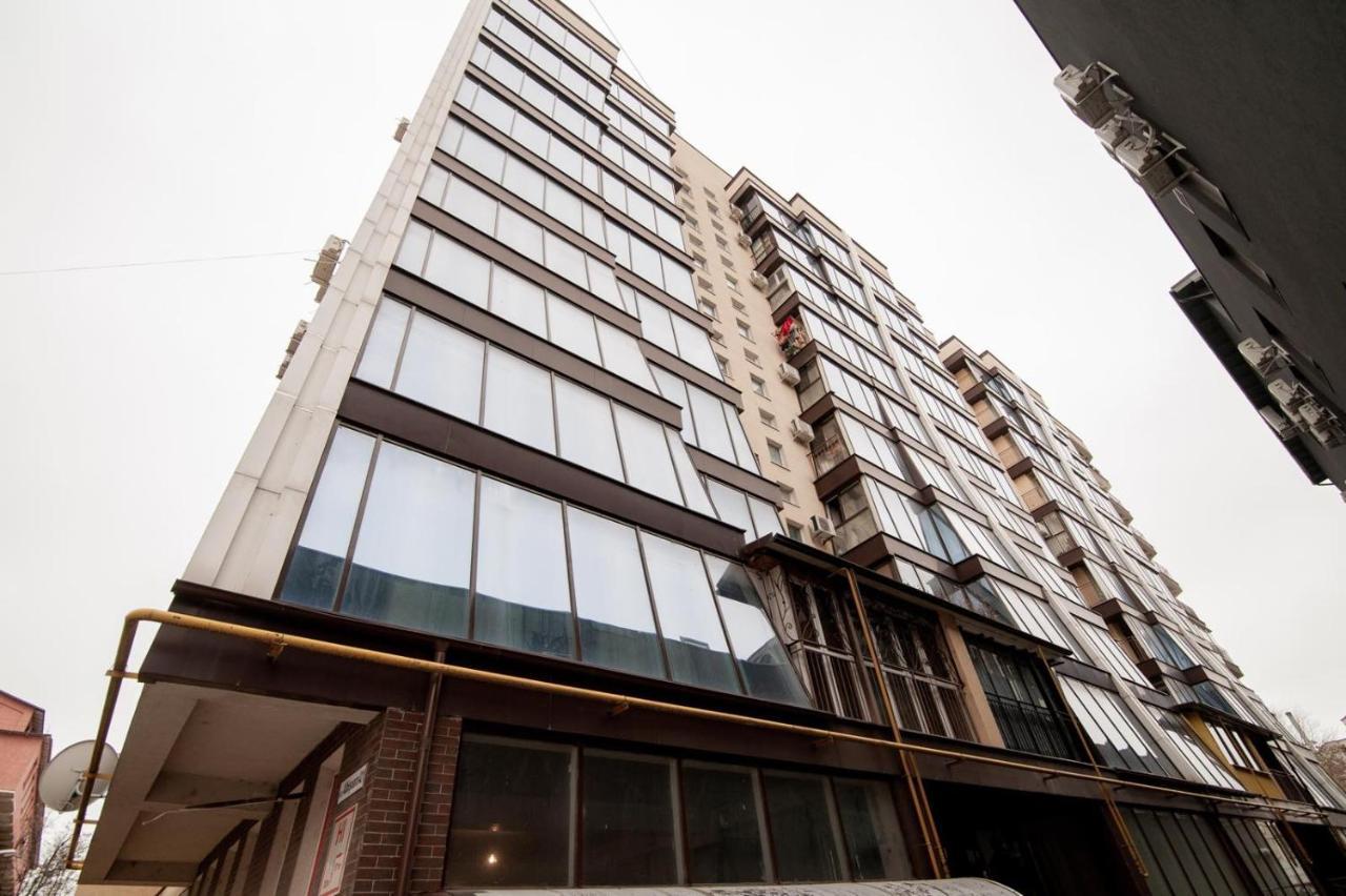 Lia*S Deluxe Apartment In The Center Chisináu Exterior foto